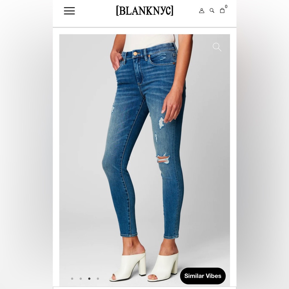 [BLANKNYC] THE BOND SKINNY JEANS ,EXCELLENT FADE , FACTORY TEARS